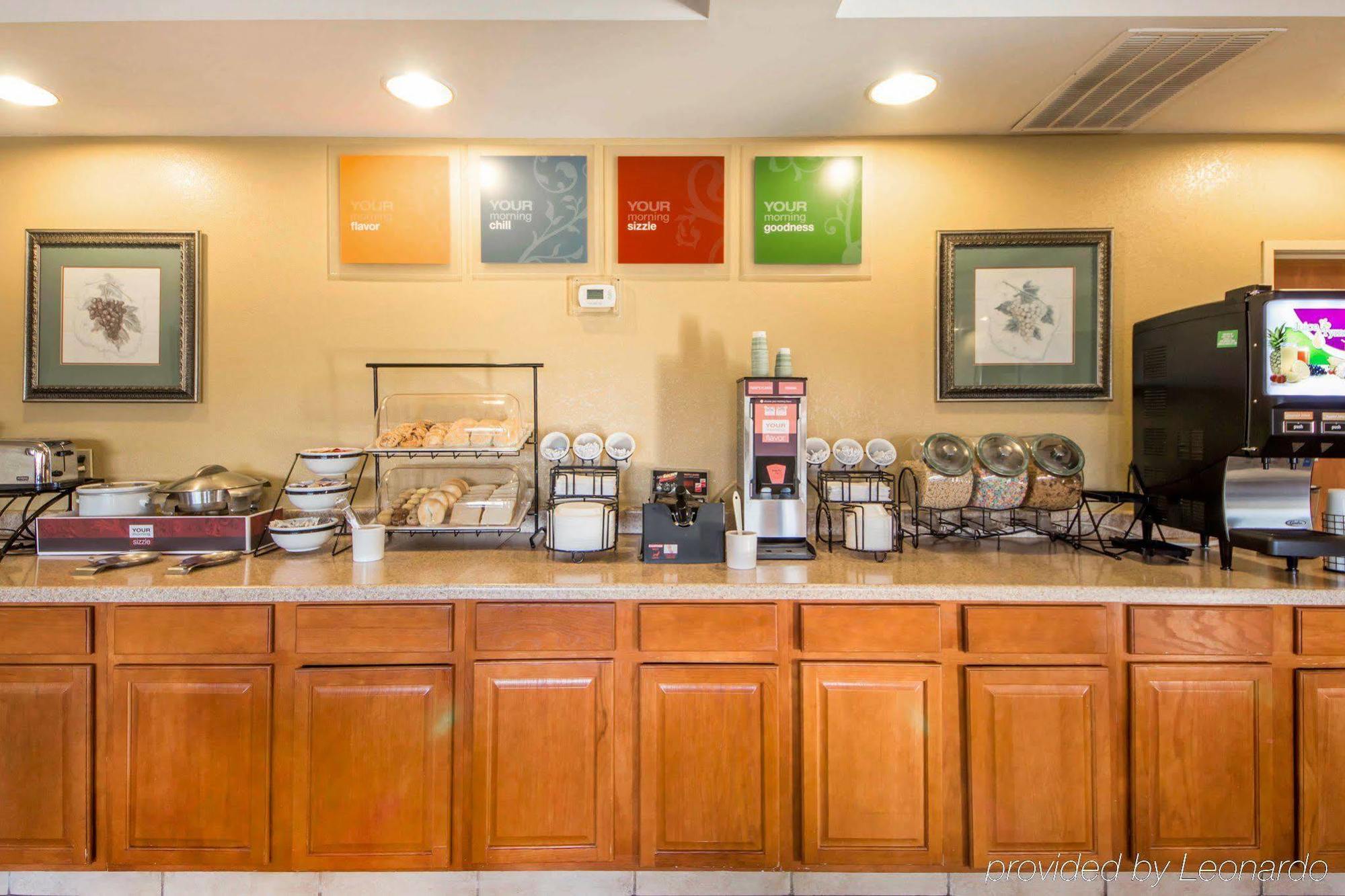 Quality Inn & Suites Midamerica Industrial Park Area Pryor Creek Exteriér fotografie